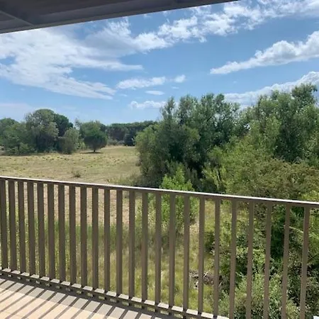 Agence Jf Immo-t2 Climatise 4 Pers Avec Terrasse Vue Campagne Piscine Et Parking V0773 Виас