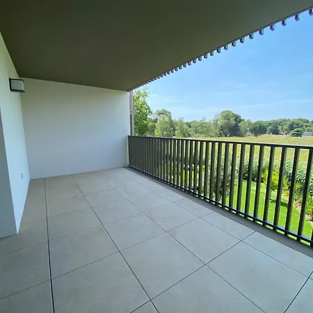 T2 Climatise 4 Pers Avec Terrasse Vue Campagne Piscine Et Parking V0773 Appartamento *