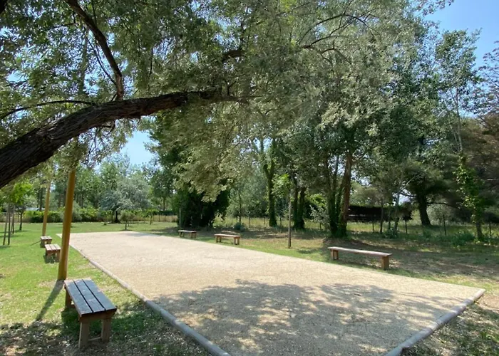 Apartament T2 Climatise 4 Pers Avec Terrasse Vue Campagne Piscine Et Parking V0773 *