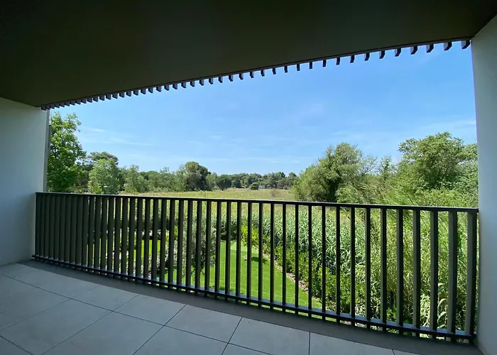 T2 Climatise 4 Pers Avec Terrasse Vue Campagne Piscine Et Parking V0773 Apartament Vias